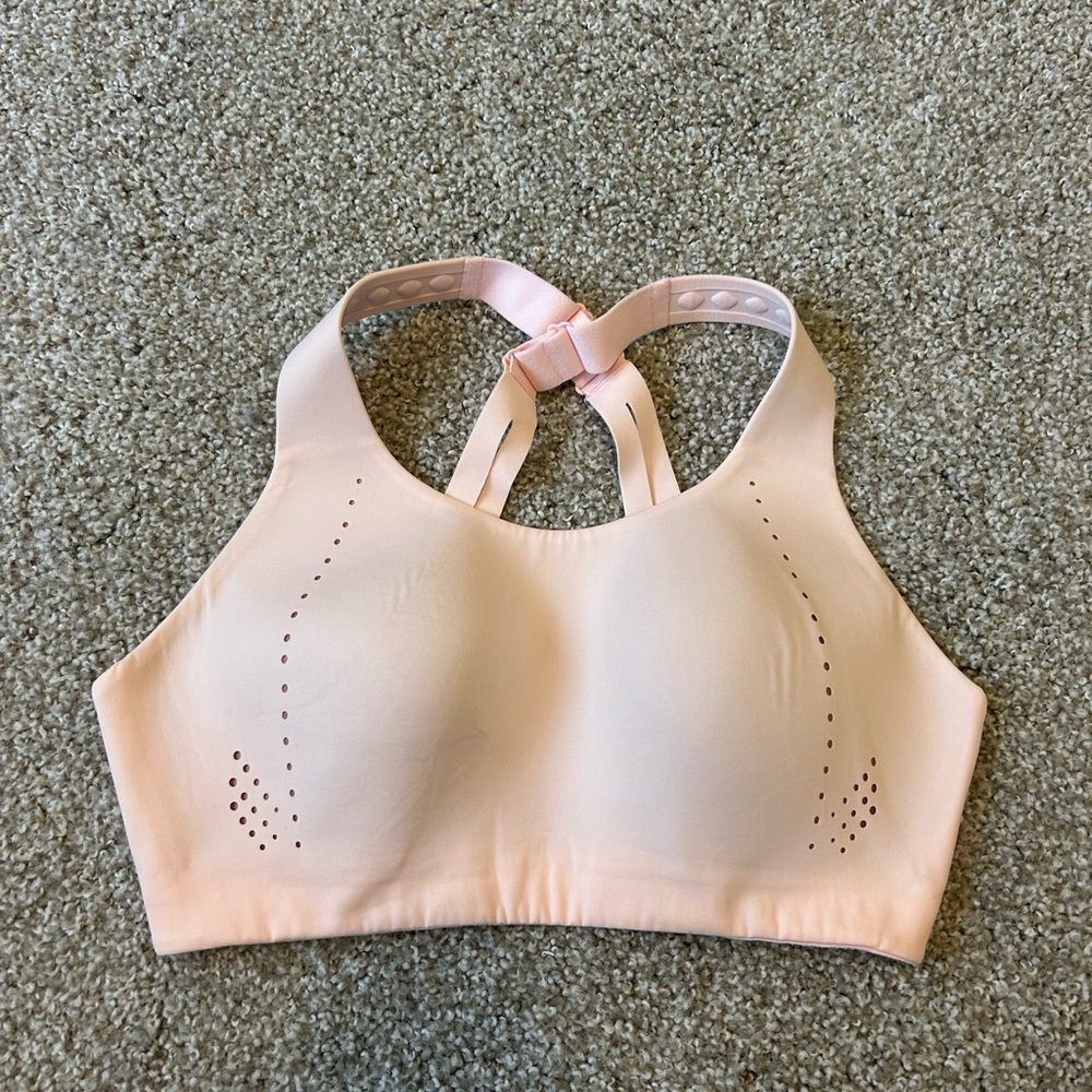 Lululemon AirSupport Bra High Support in Strawberry Milkshake/Rose Mauve